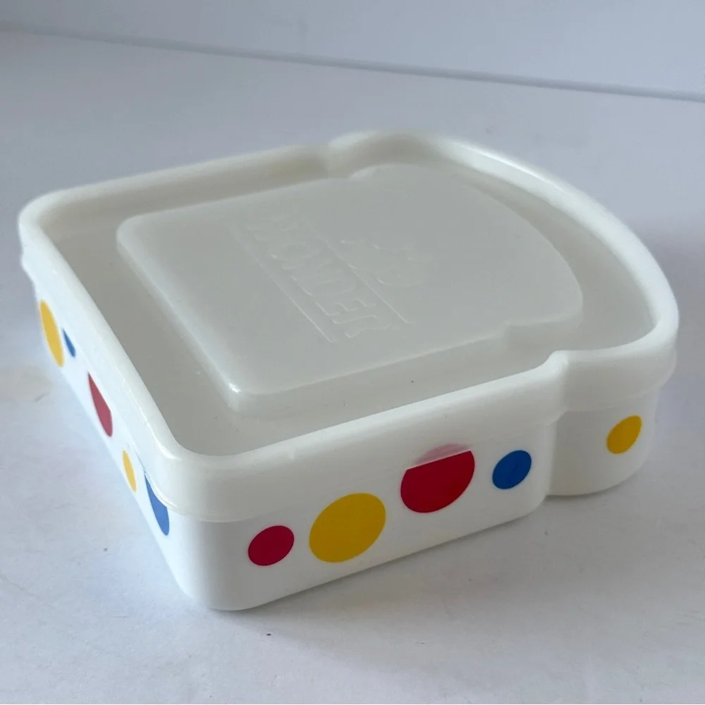Wonder Bread white sandwich